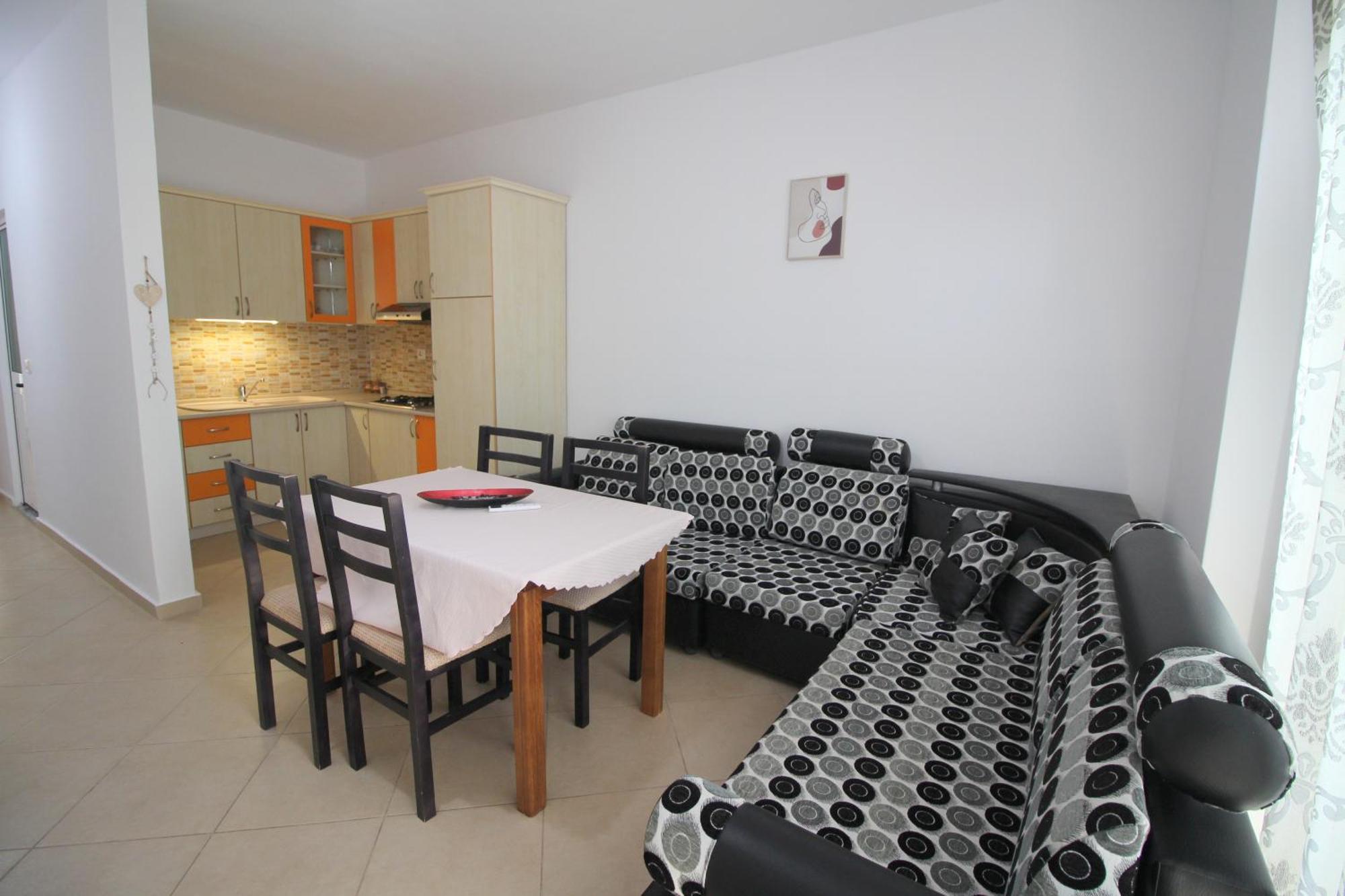 July Seaview Apartments Саранда Екстер'єр фото